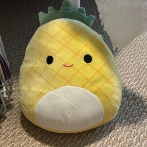 Squishmellow Pineapple in excellent condition